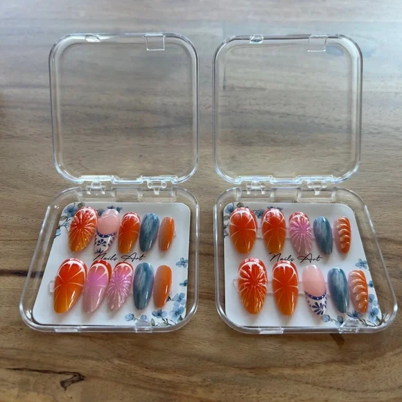 Orange 🍊 Press-On Nail Sets - Picture 2 of 4